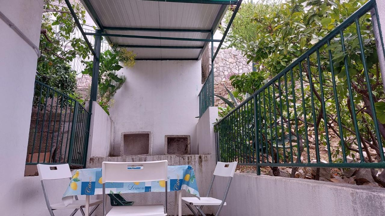 Apartments Ivica - Beachfront Drvenik (Split-Dalmatia) Exterior foto